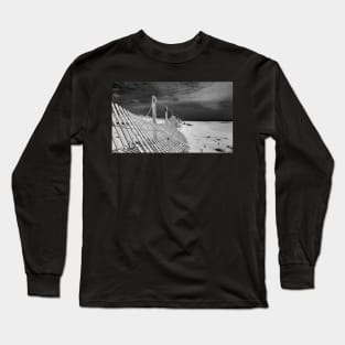 black sky/white sand Long Sleeve T-Shirt